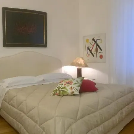 Apartment Bflat Apartament Centro *